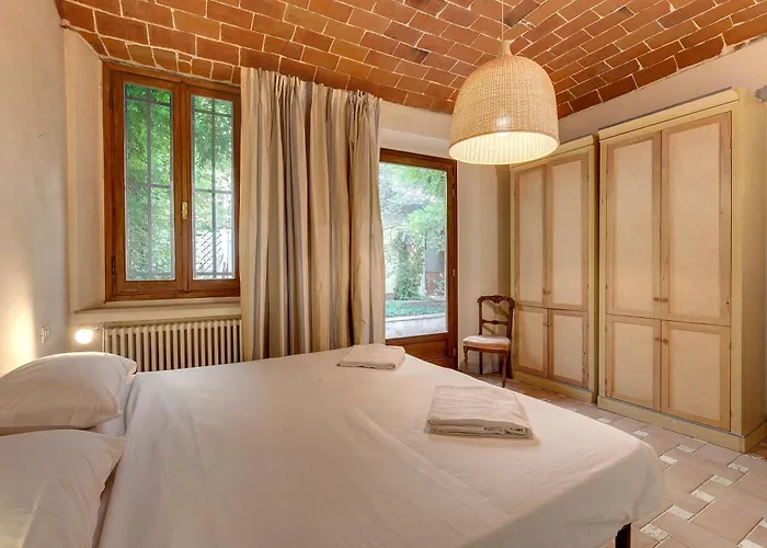 Campuccio 42 * Florence