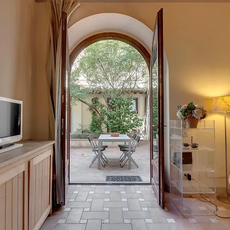 公寓 Campuccio 42 *